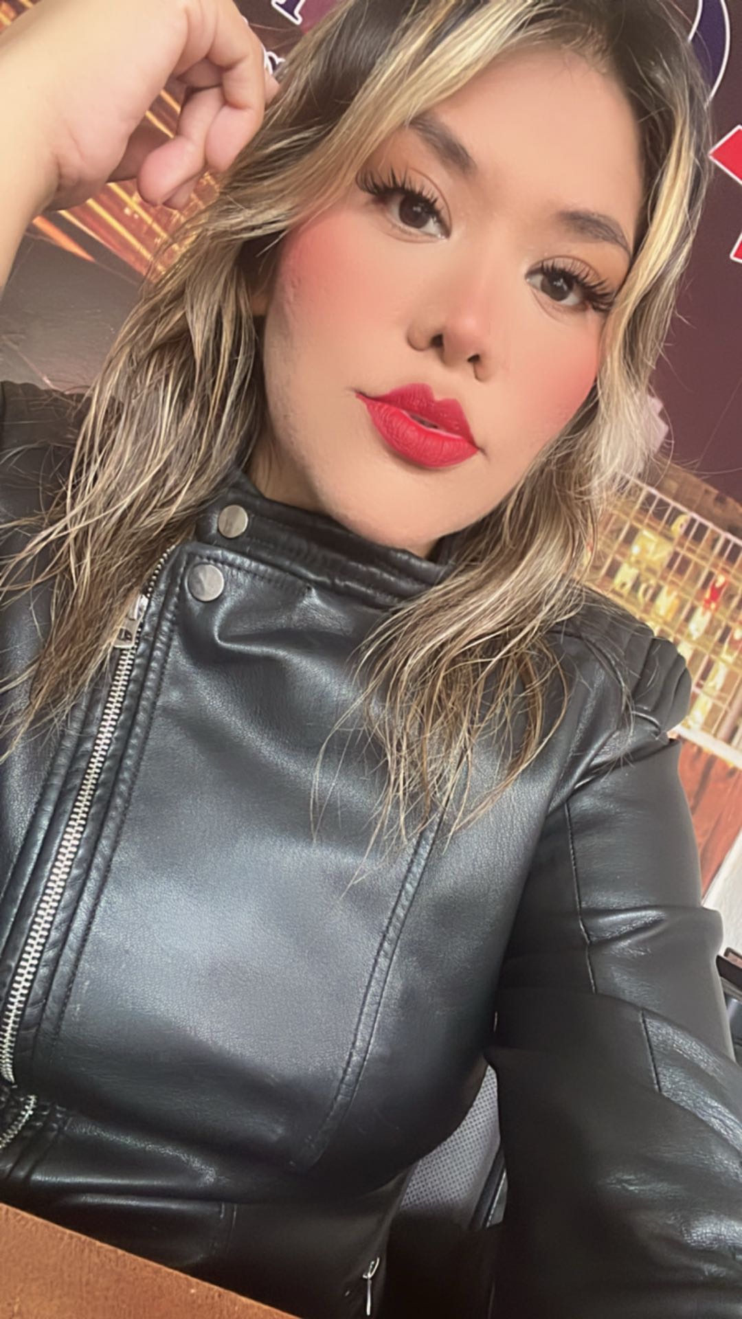 Ximena from Mexico, someone new to talk to on ChitChat